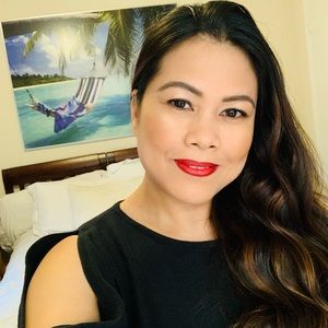 Meet your Posher, Riena